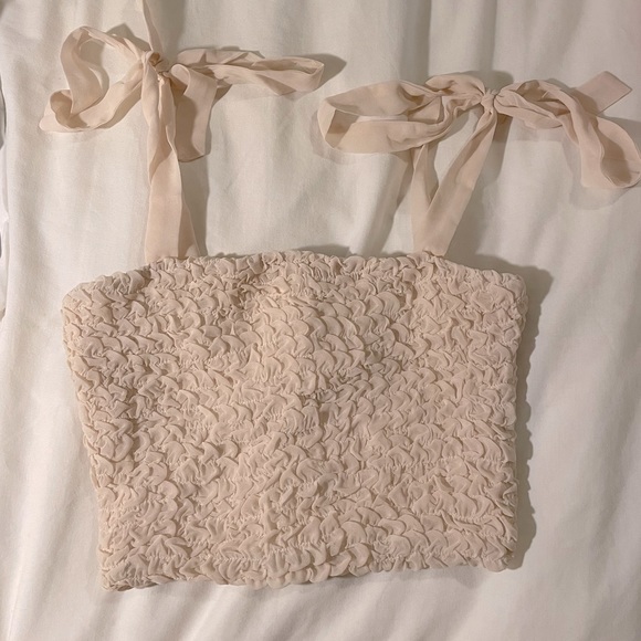 Cynthia Top Beige SO CUTE size 2 (never worn) - Picture 2 of 6